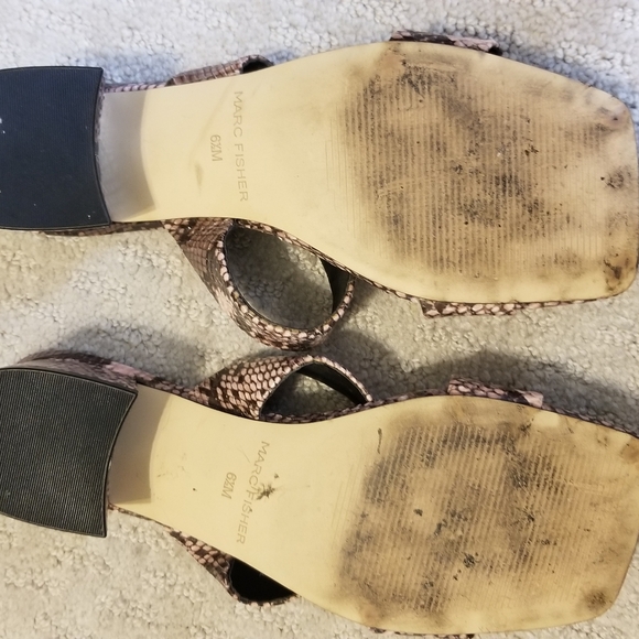 Strappy snakeskin kitten heel mules - Picture 6 of 6